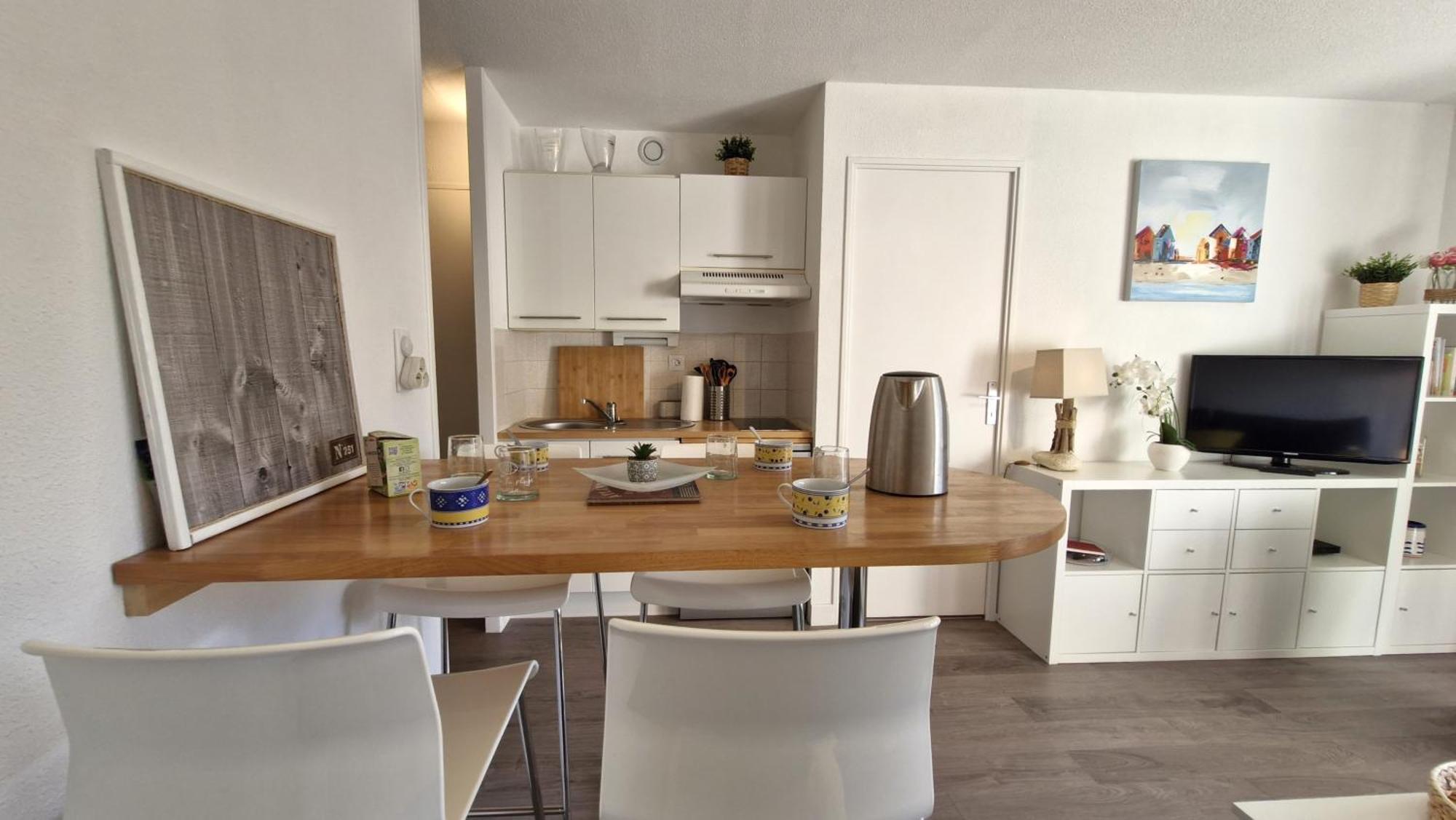 Appartement - Veritable Perle Pour Cet Au Charme Apaisant - Wifi Royan